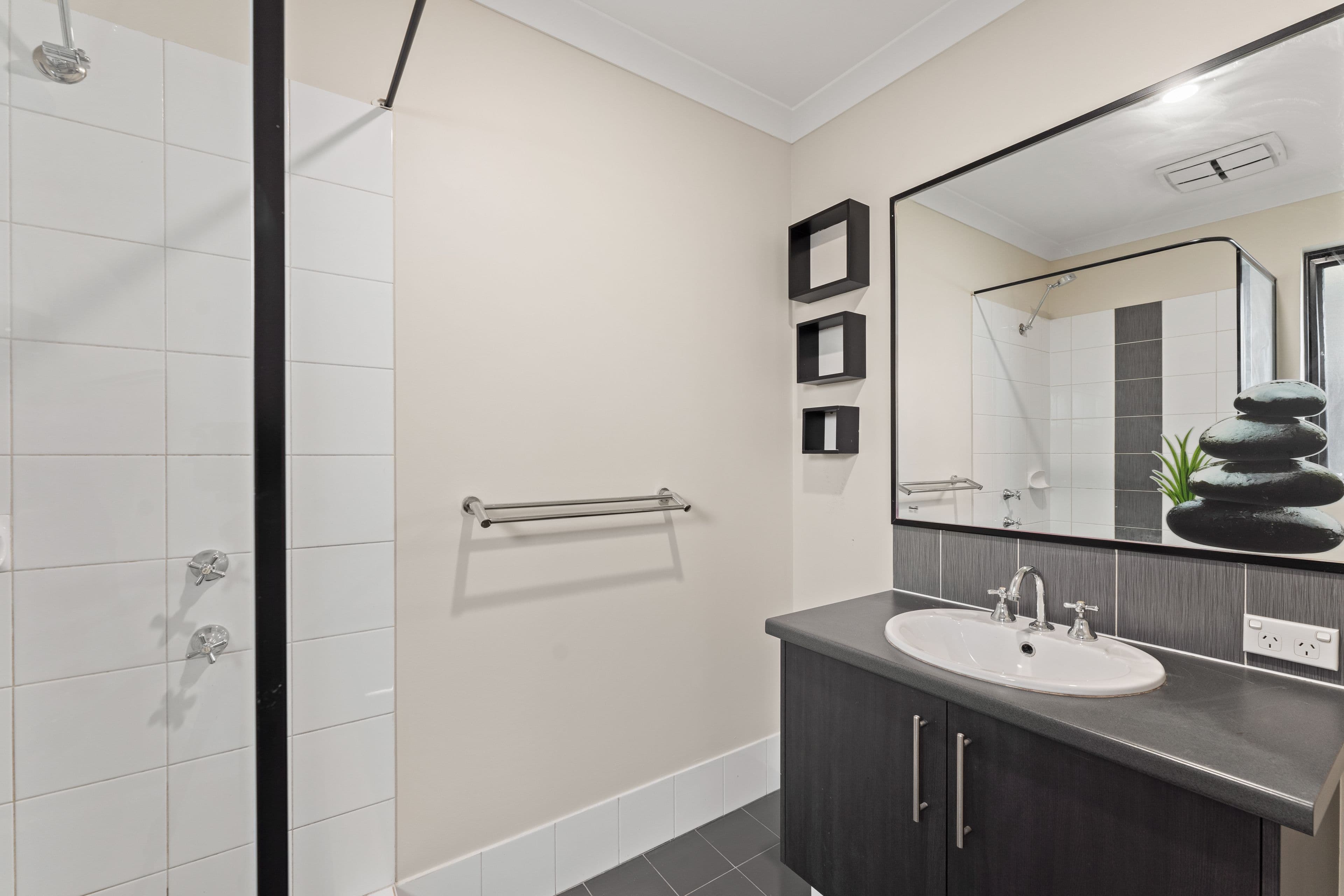 19 Strathallen Street, Baldivis WA 6171, Baldivis - Thumbnail 7