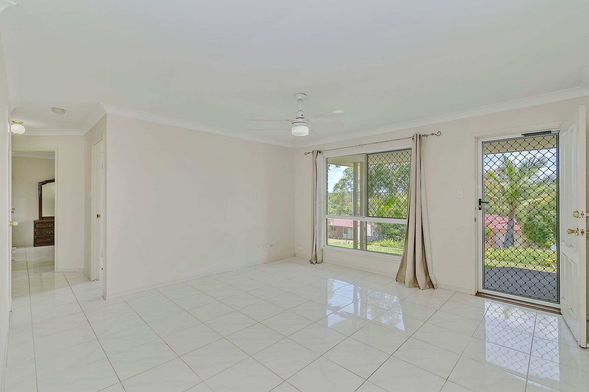 21 Kummara Road, Edens Landing QLD 4207, Edens Landing - Thumbnail 7