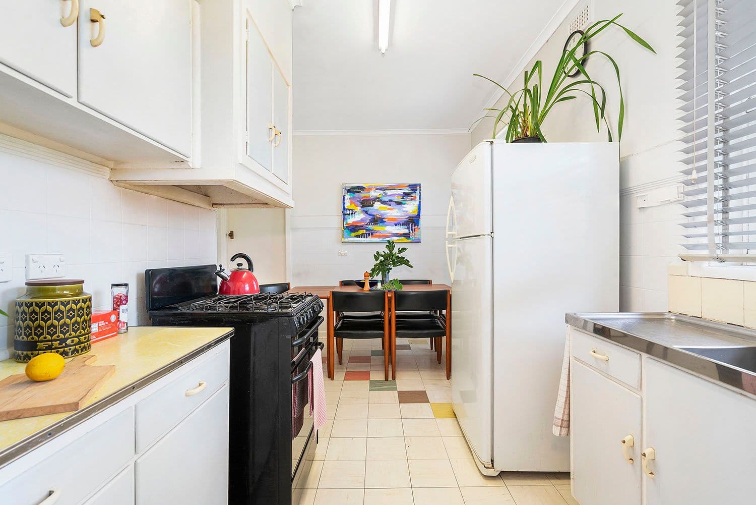 3 Susan Court, Cheltenham VIC 3192, Cheltenham - Thumbnail 3