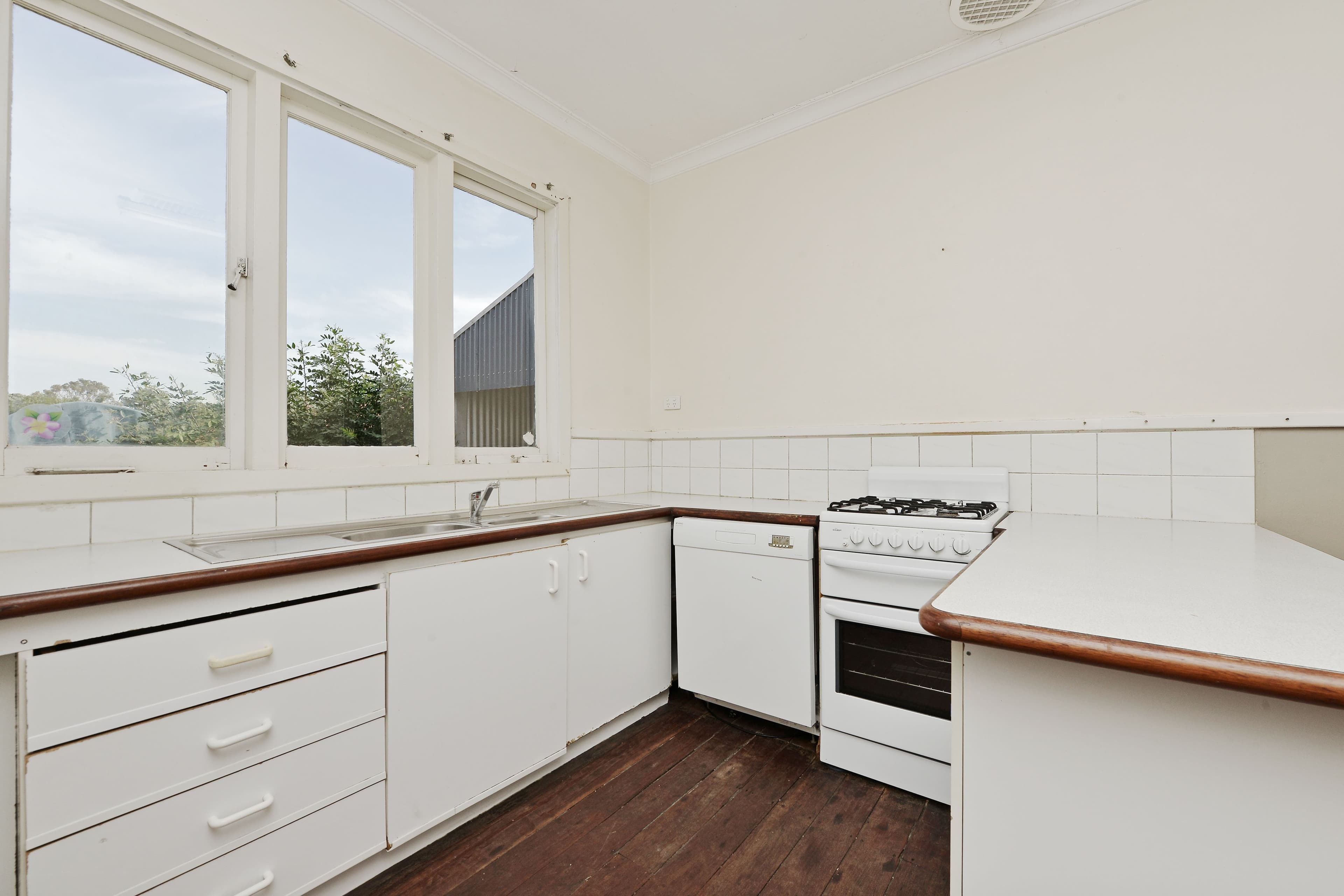 8 Pusey Street, Bentley WA 6102, Bentley - Thumbnail 4