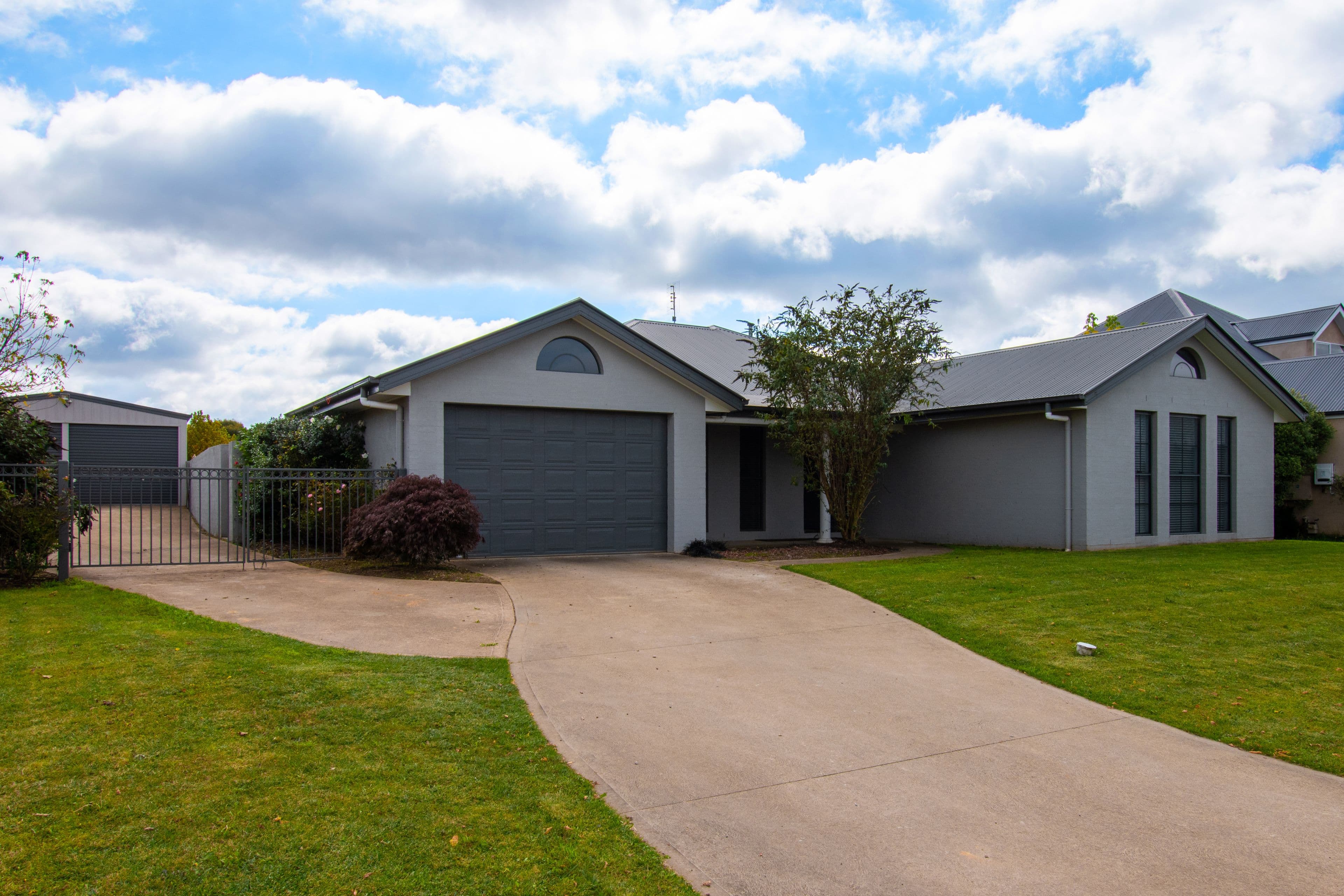 14 Brennan Crescent, Oberon NSW 2787, Oberon - Image 1