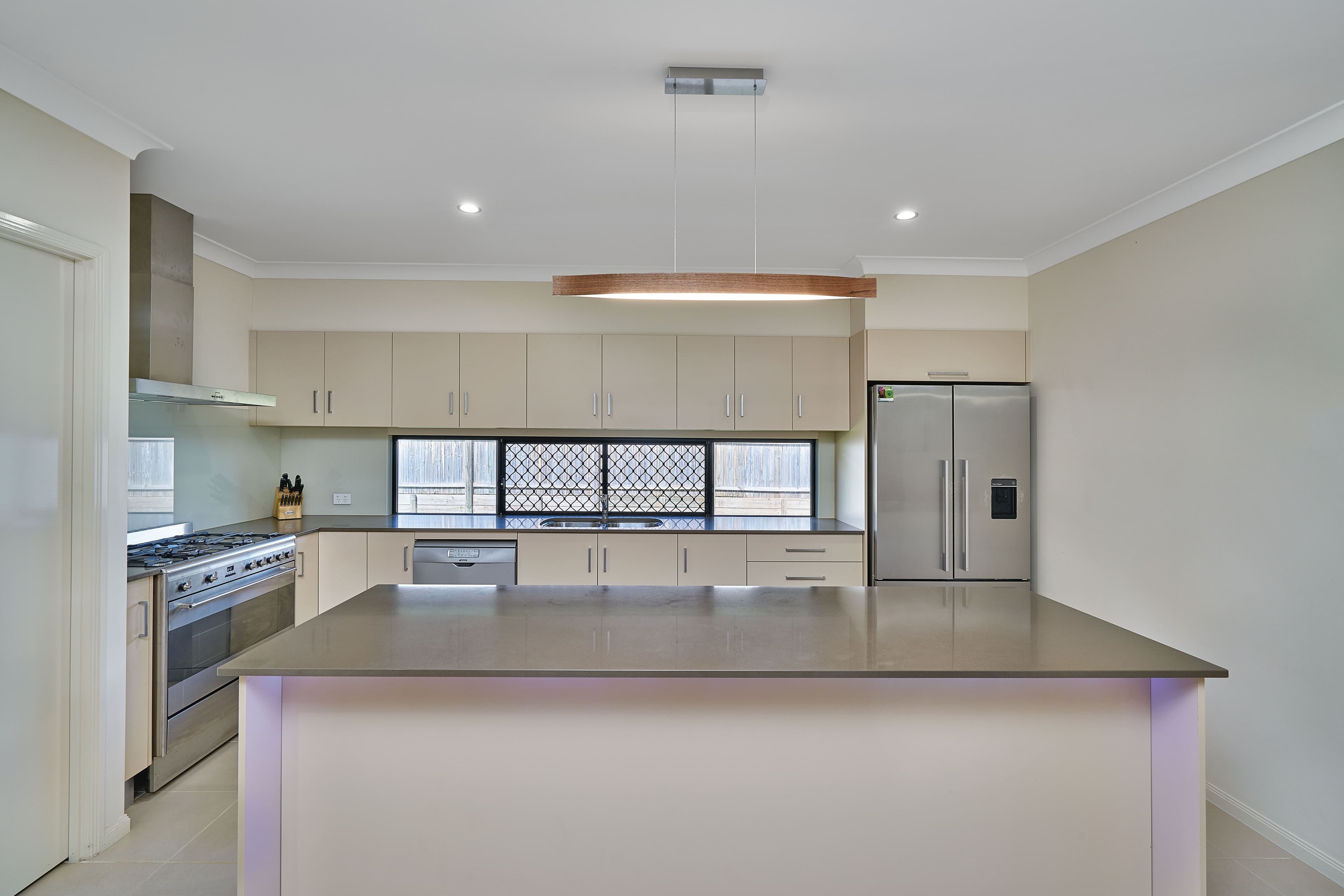 59 Springbrook Avenue, Redlynch QLD 4870, Redlynch - Thumbnail 2