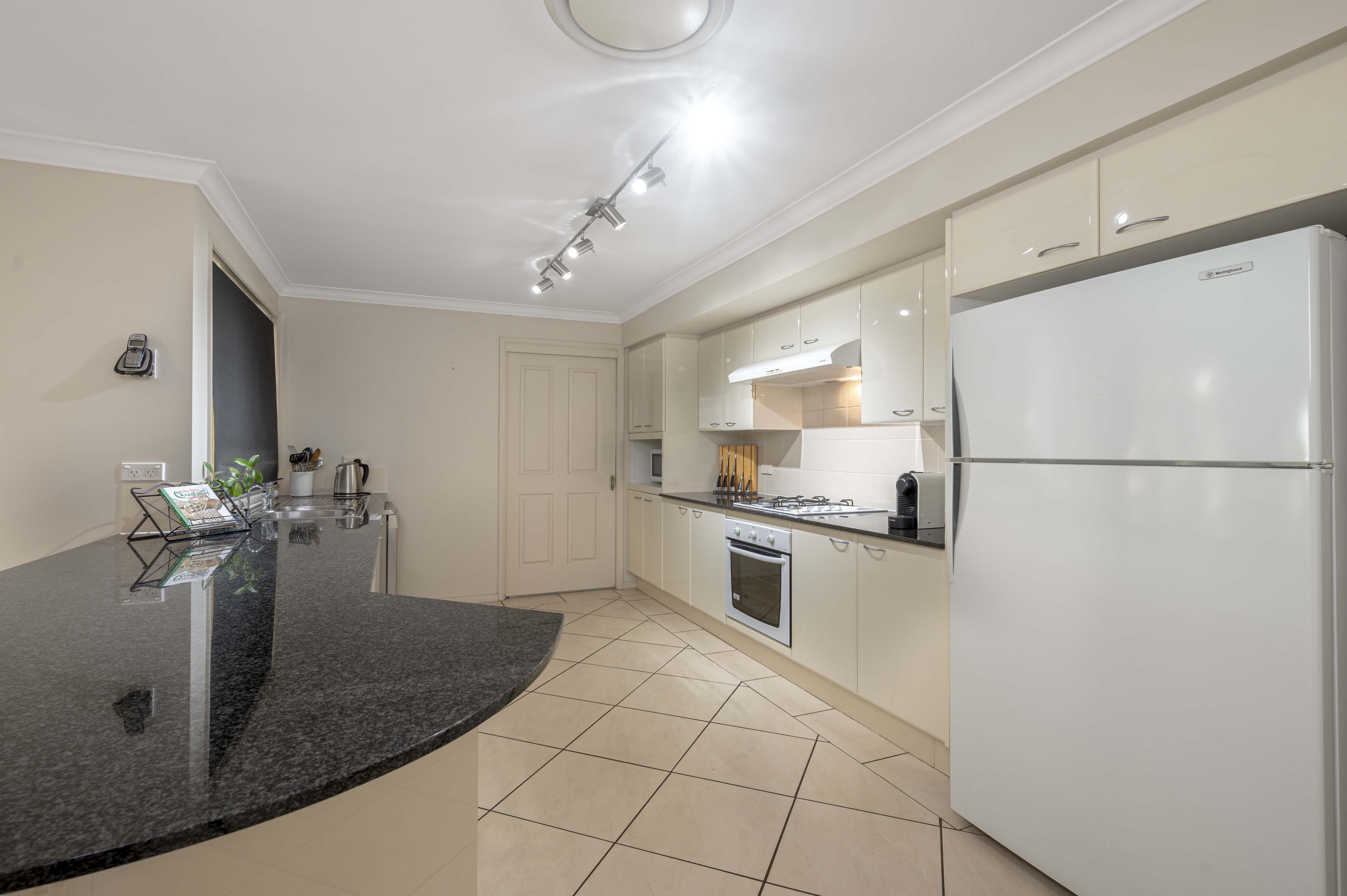 20 Park Street, Tahmoor NSW 2573, Tahmoor - Thumbnail 4