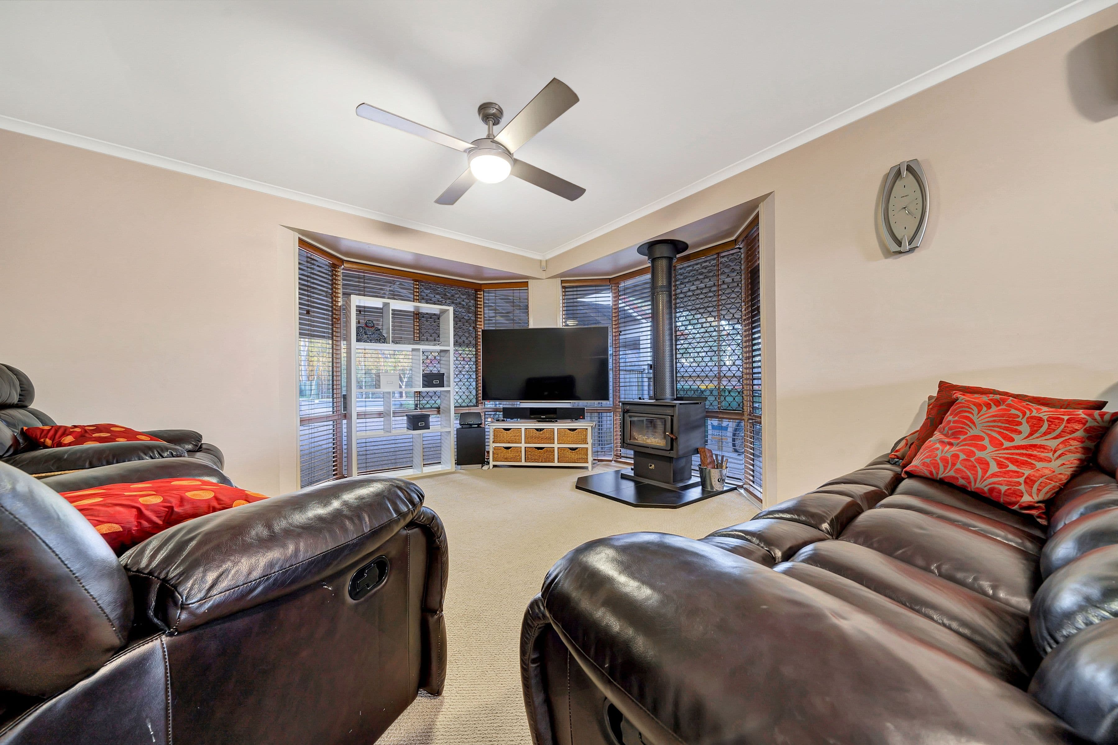 122 Lamberth Road, Regents Park QLD 4118, Regents Park - Thumbnail 4