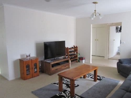 206 Henry Street, Deniliquin - Thumbnail 3