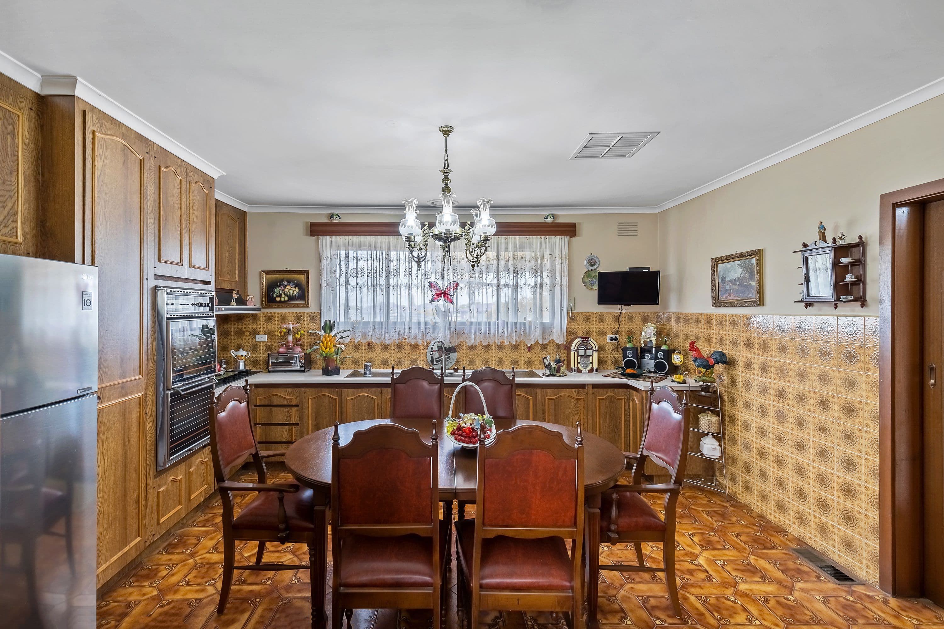 17 Stonehaven Drive, Thomastown VIC 3074, Thomastown - Thumbnail 4