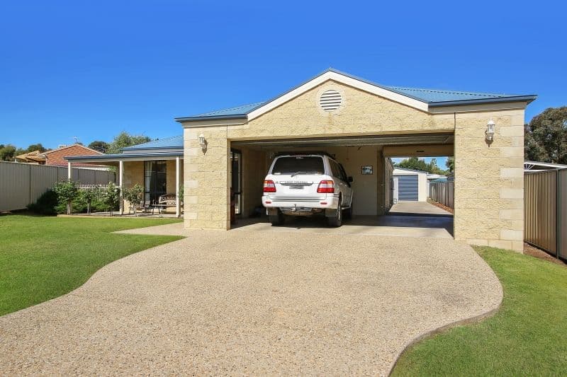 15 Muscat Street, Rutherglen VIC 3685, Rutherglen - Thumbnail 5