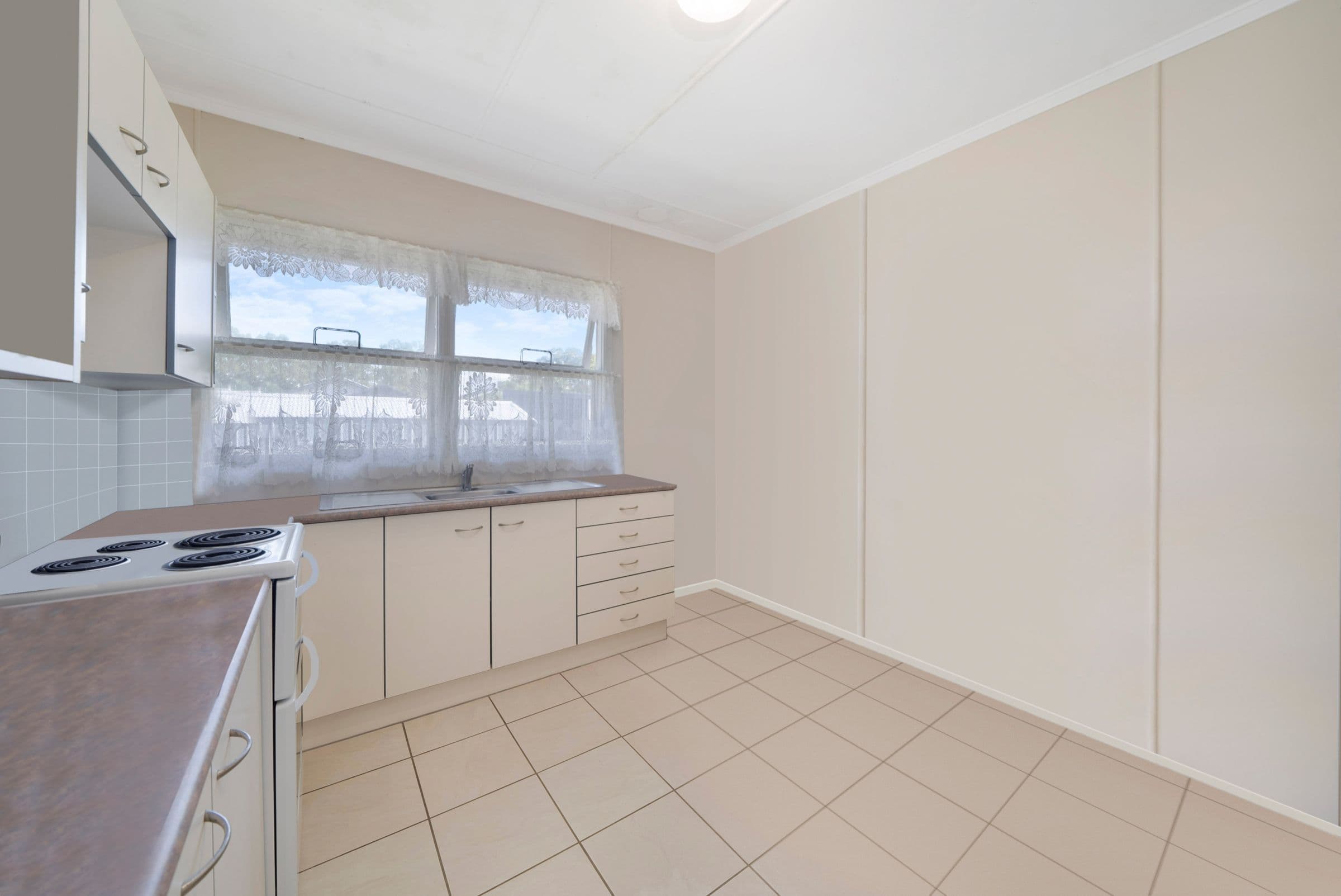 32 Blakeney Street, Woody Point QLD 4019, Woody Point - Thumbnail 6