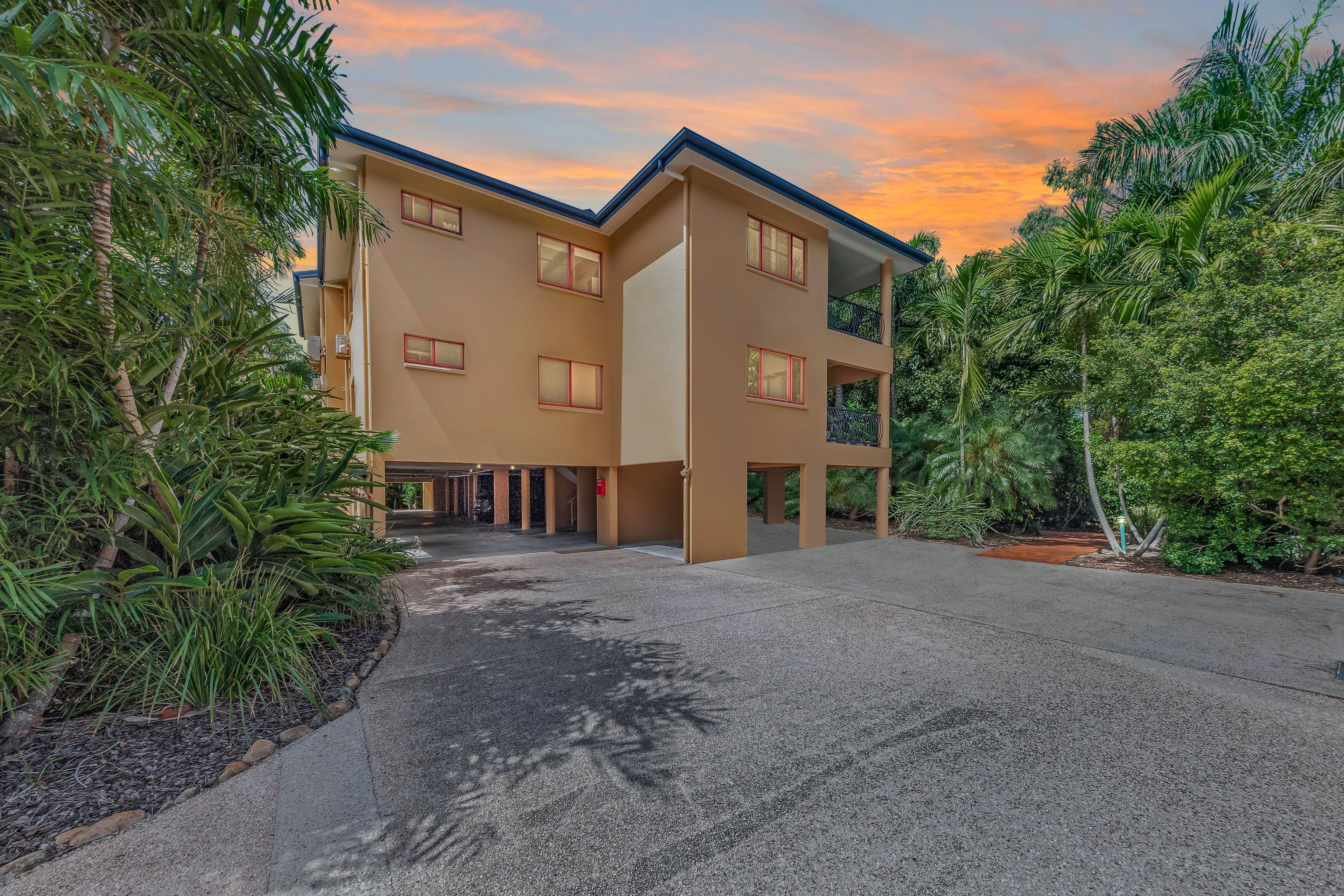 11 Maeva Street, Jubilee Pocket QLD 4802, Jubilee Pocket - Thumbnail 4