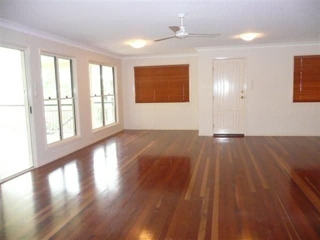 33 Combles Road, CAMP HILL QLD 4152, Camp Hill - Thumbnail 4