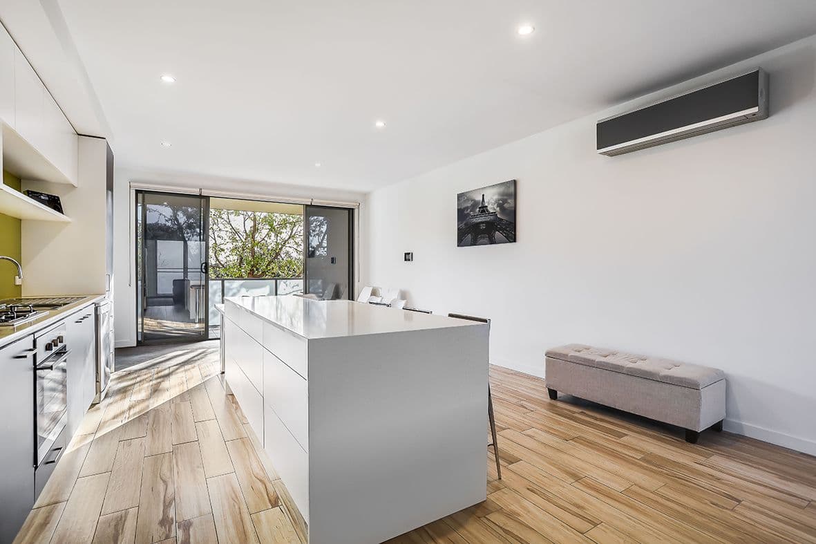 28 Chancellor Avenue, Bundoora VIC 3083, Bundoora - Thumbnail 3