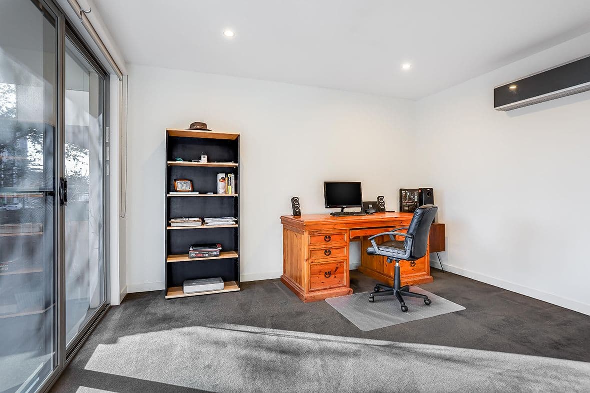 28 Chancellor Avenue, Bundoora VIC 3083, Bundoora - Thumbnail 6