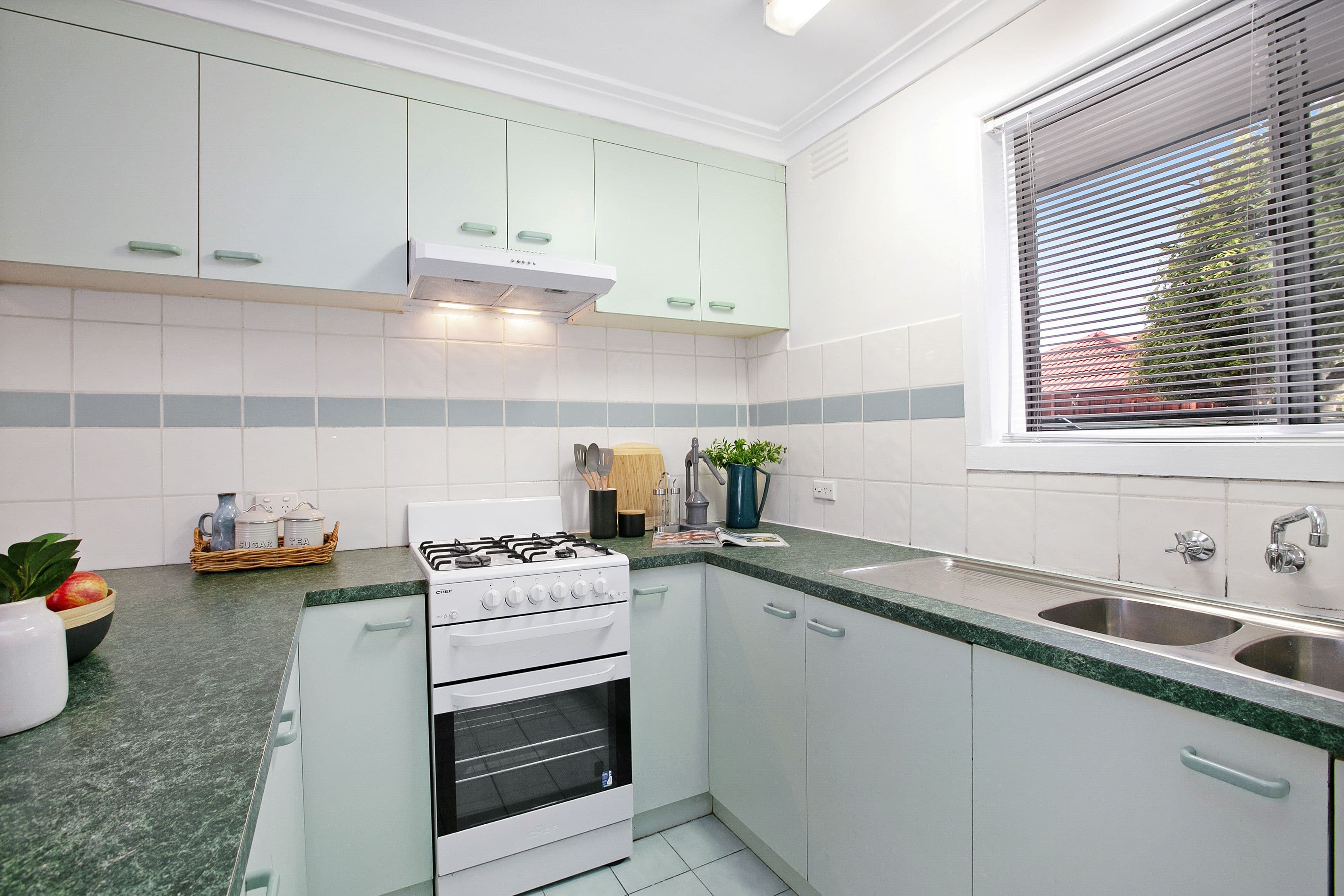 11 Johnson Street, Reservoir VIC 3073, Reservoir - Thumbnail 6