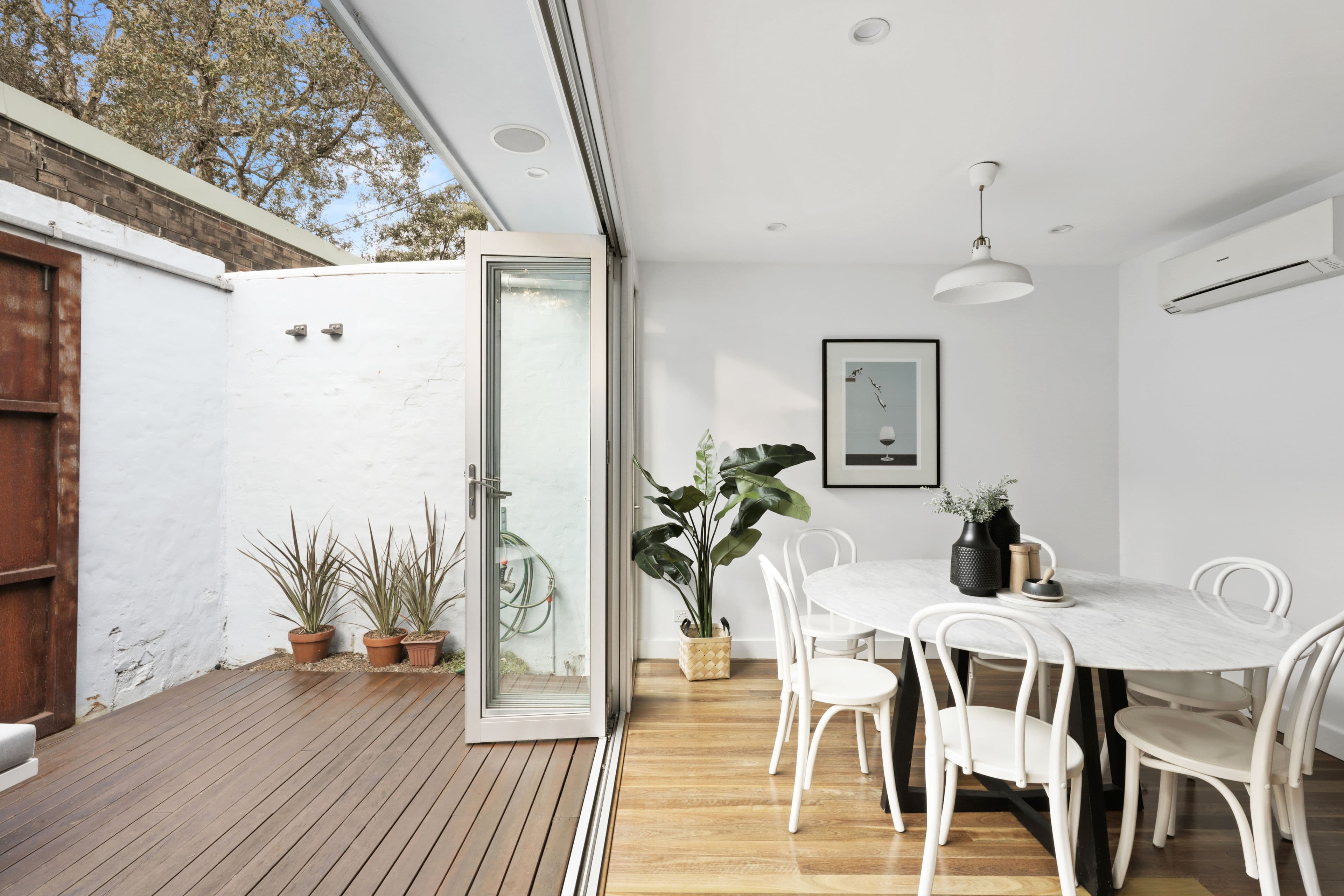 88 Cleveland Street, Chippendale - Thumbnail 2