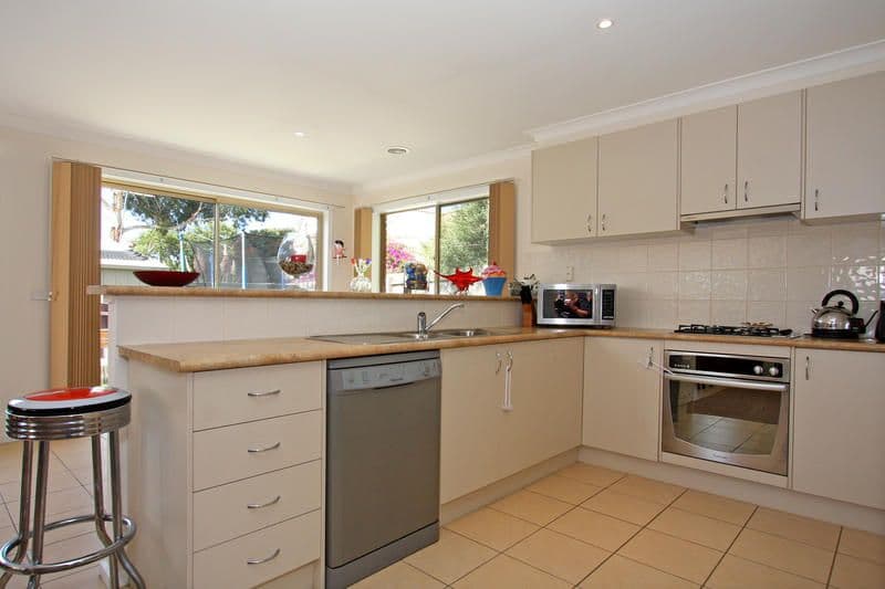 137 Eastbourne Road, ROSEBUD VIC 3939, Rosebud - Thumbnail 2