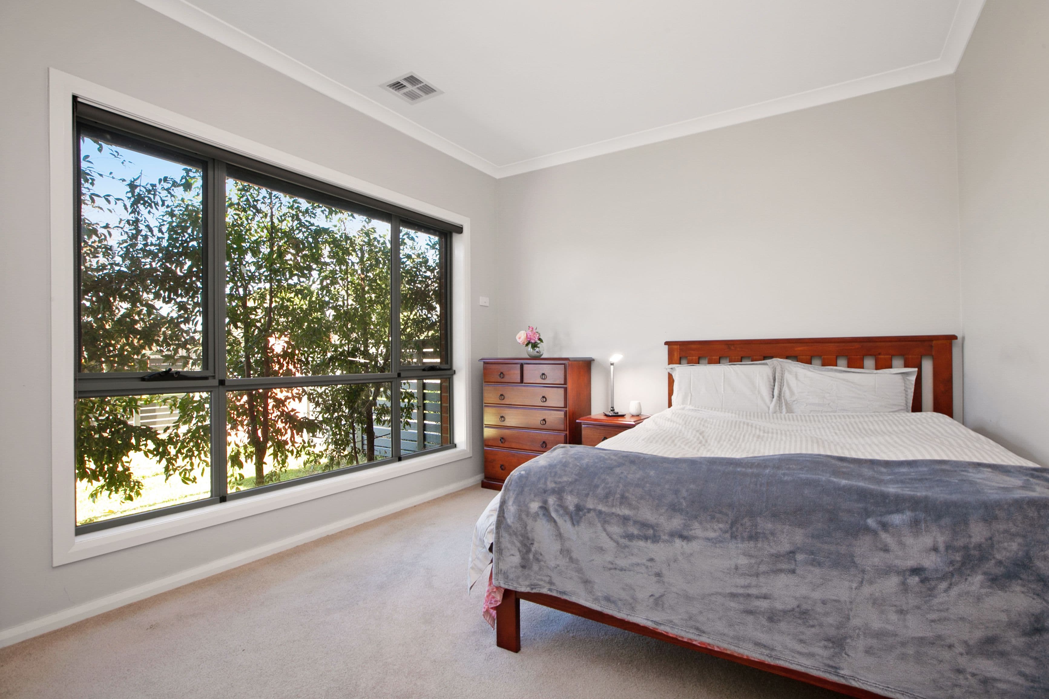 15 Suffolk Street, Reservoir VIC 3073, Reservoir - Thumbnail 5