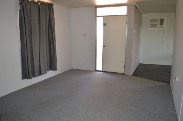 1 Myoporum Street, Kambalda West WA 6442, Kambalda West - Thumbnail 4