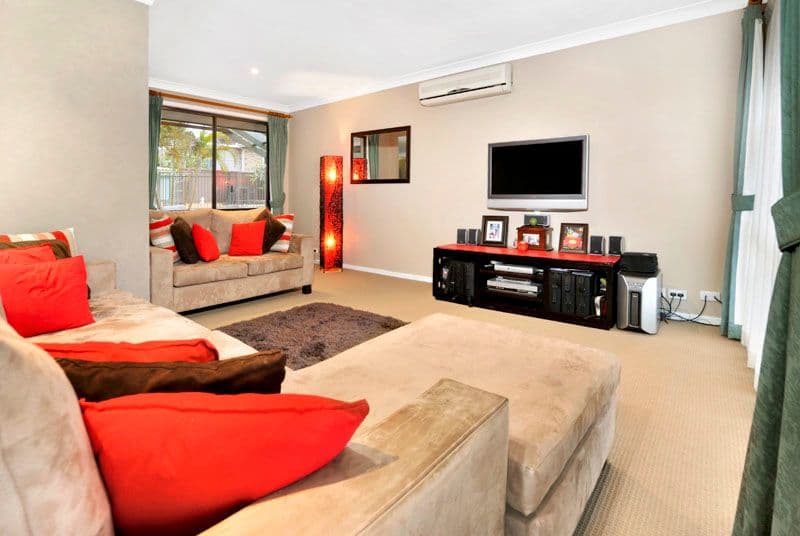 4 Foveaux Place, BARDEN RIDGE NSW 2234, Barden Ridge - Thumbnail 2