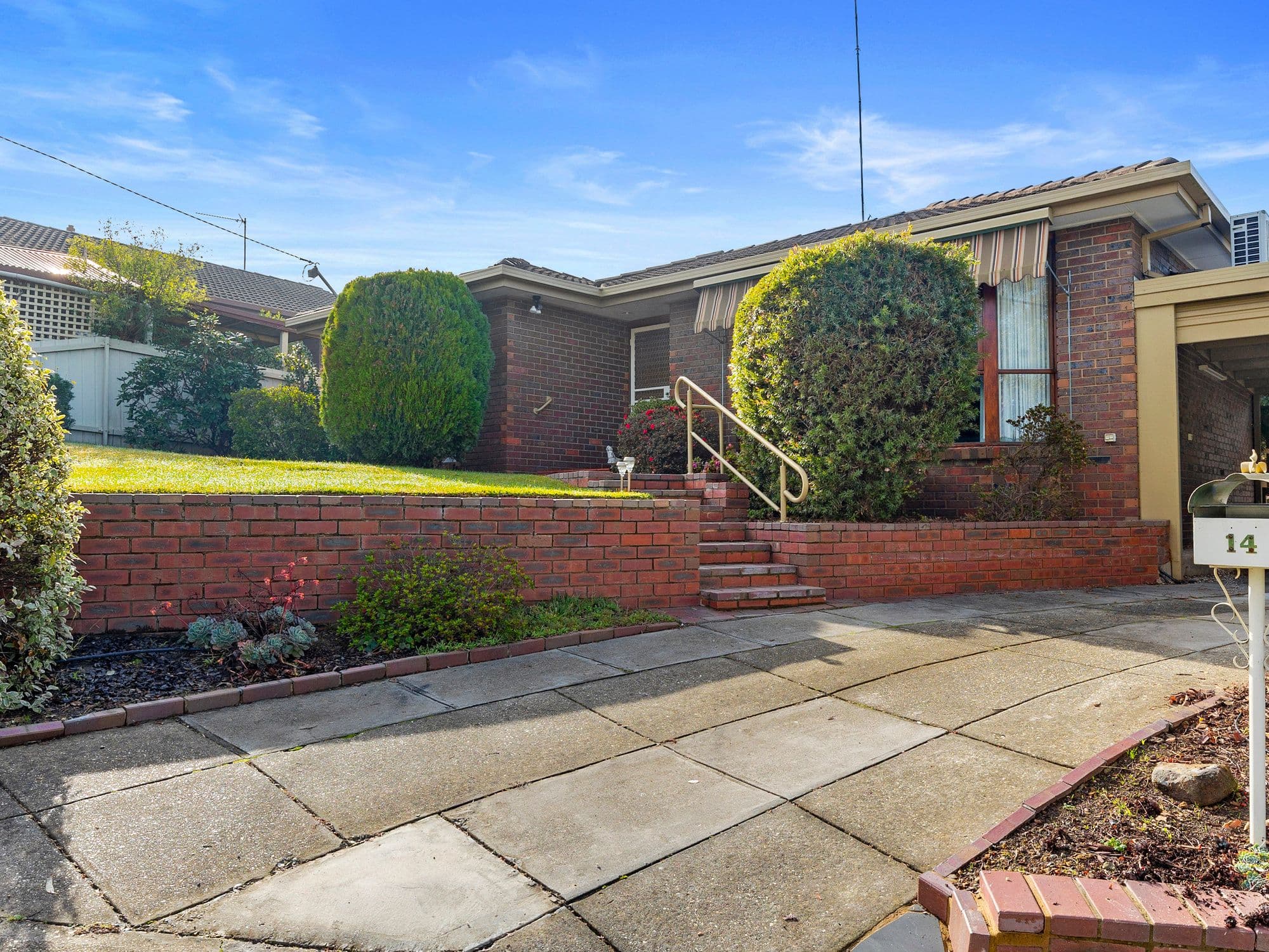 14 Hanley Crescent, Seymour VIC 3660, Seymour - Thumbnail 2