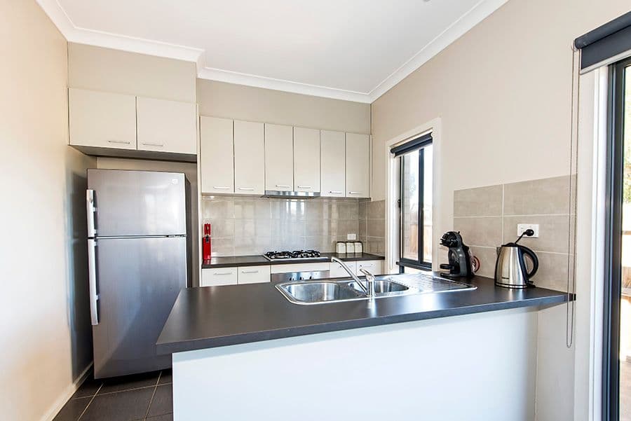 5 Glenorchy Way, South Morang VIC 3752, South Morang - Thumbnail 2