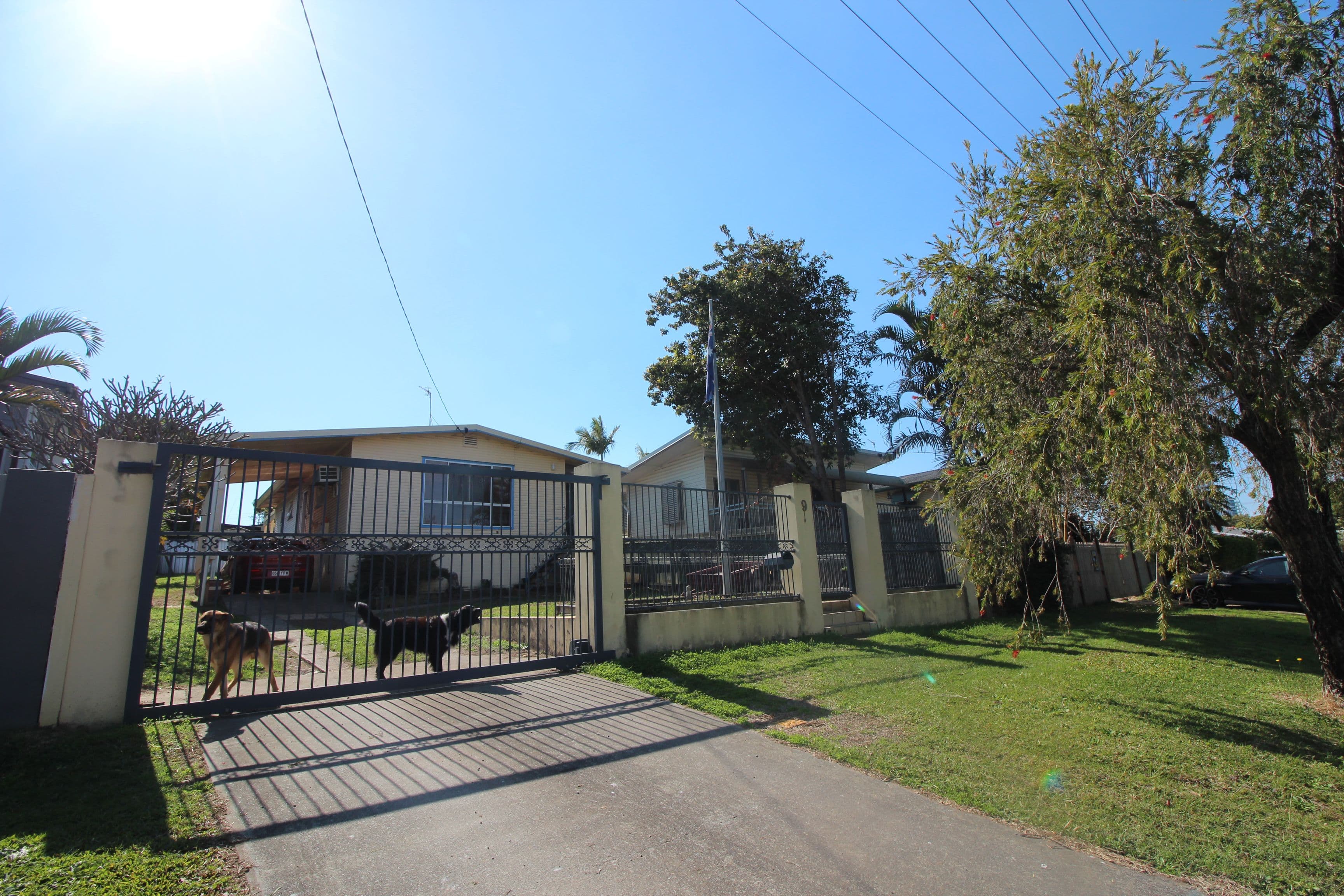 9 Second Avenue, Labrador QLD 4215, Labrador - Image 1