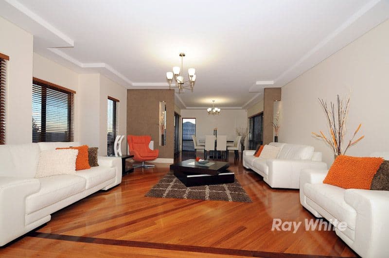 16 Haverbrack Drive, BERWICK VIC 3806, Berwick - Thumbnail 3
