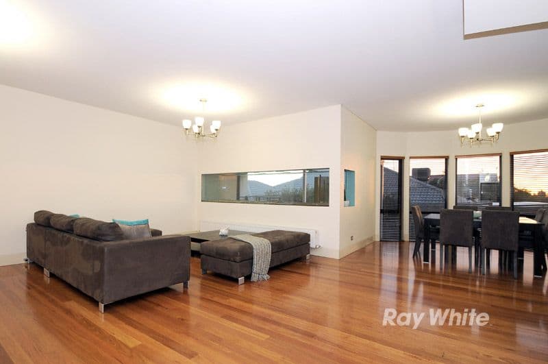 16 Haverbrack Drive, BERWICK VIC 3806, Berwick - Thumbnail 4