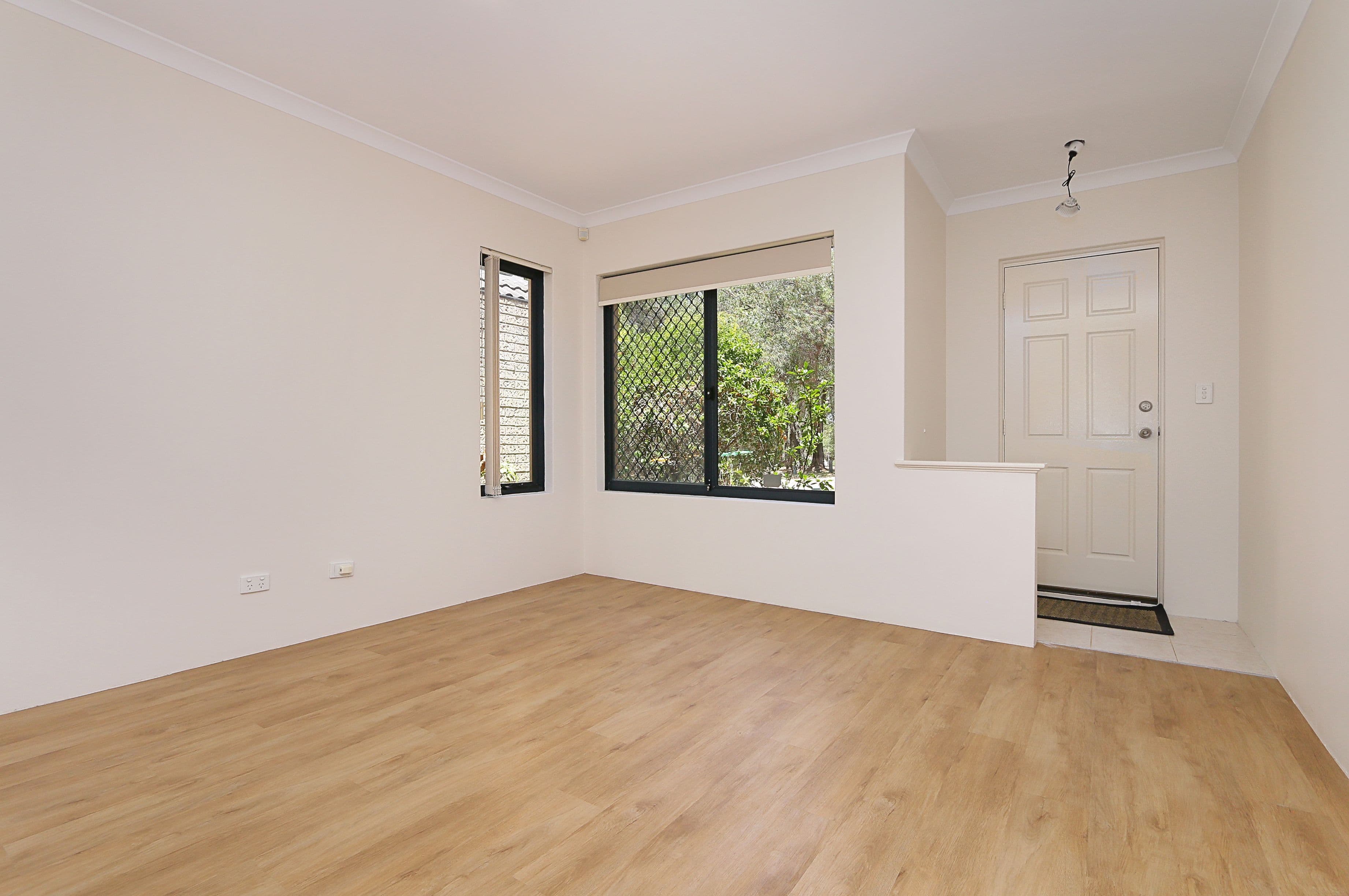 130 Gilbertson Road, Kardinya WA 6163, Kardinya - Thumbnail 4