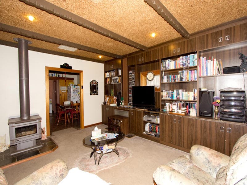 7 Robins Street, Elizabeth Downs - Thumbnail 2