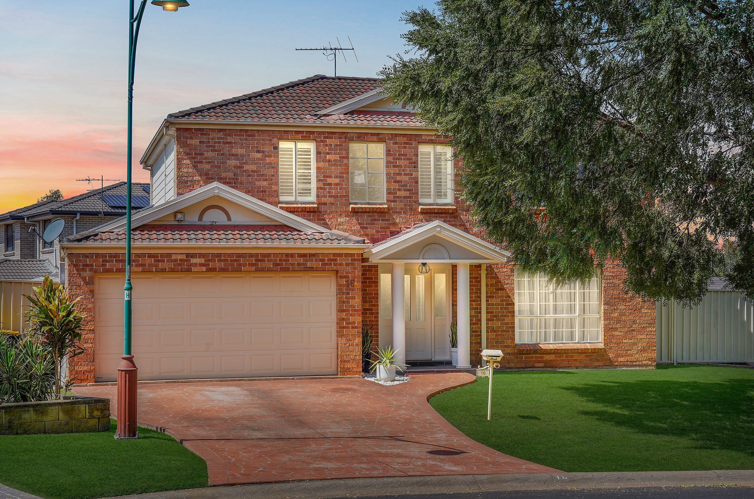 16 Ormiston Avenue, West Hoxton NSW 2171, West Hoxton - Image 1