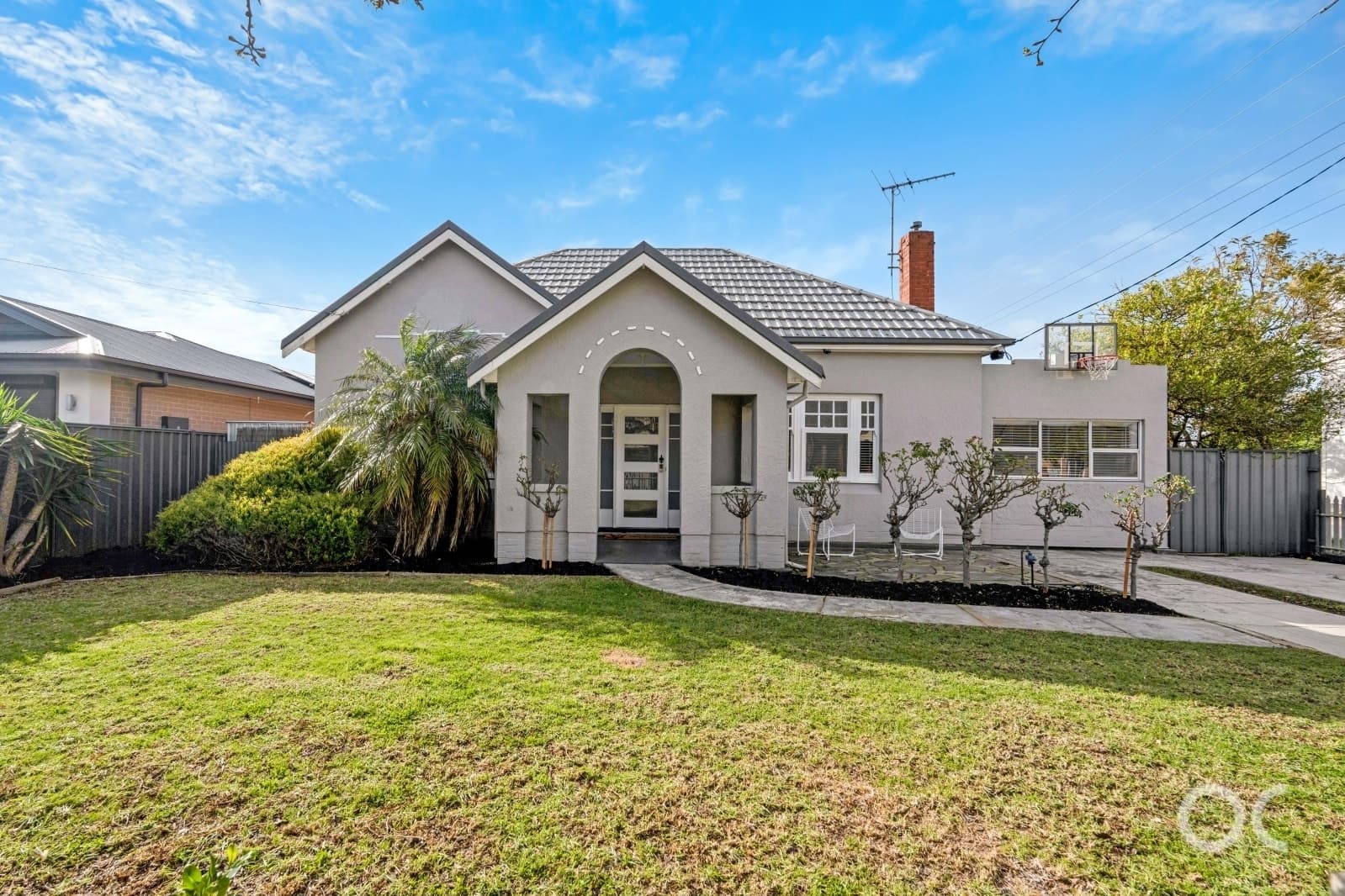 98 Trimmer Parade, Seaton - Image 1
