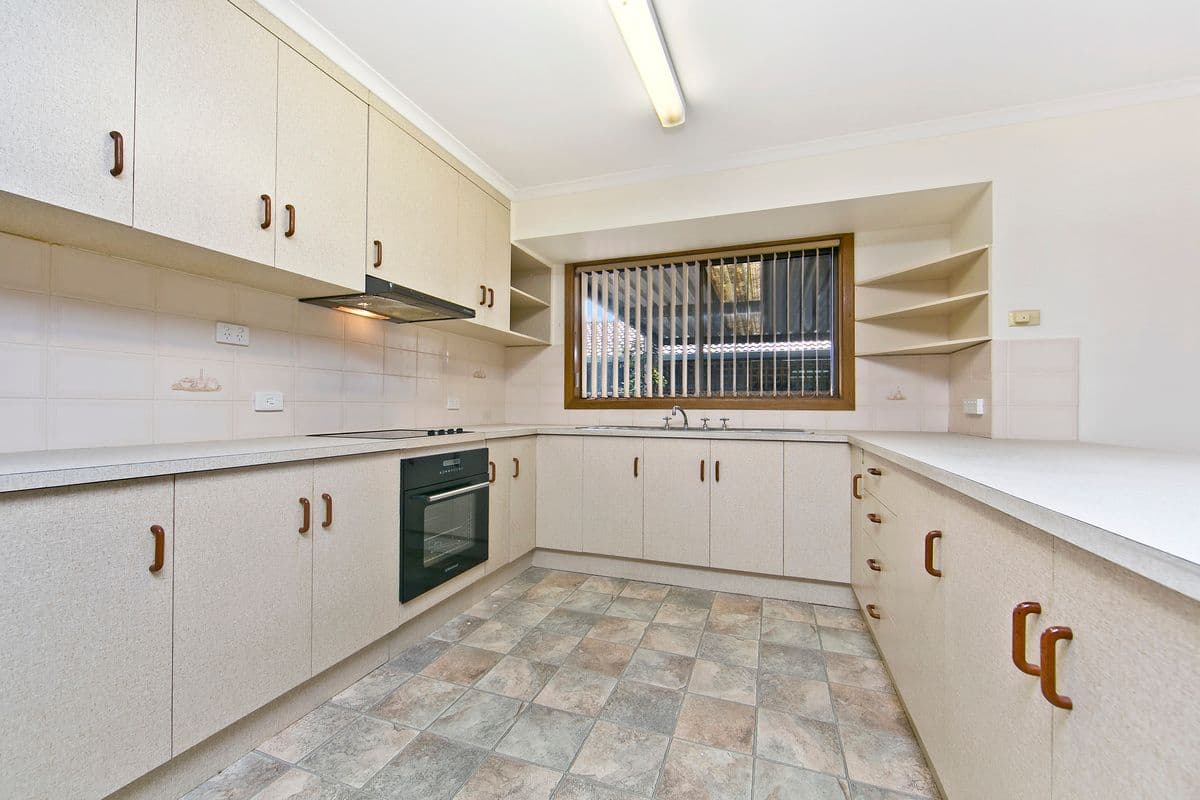 18 Blaxland Street, NURIOOTPA SA 5355, Nuriootpa - Thumbnail 2