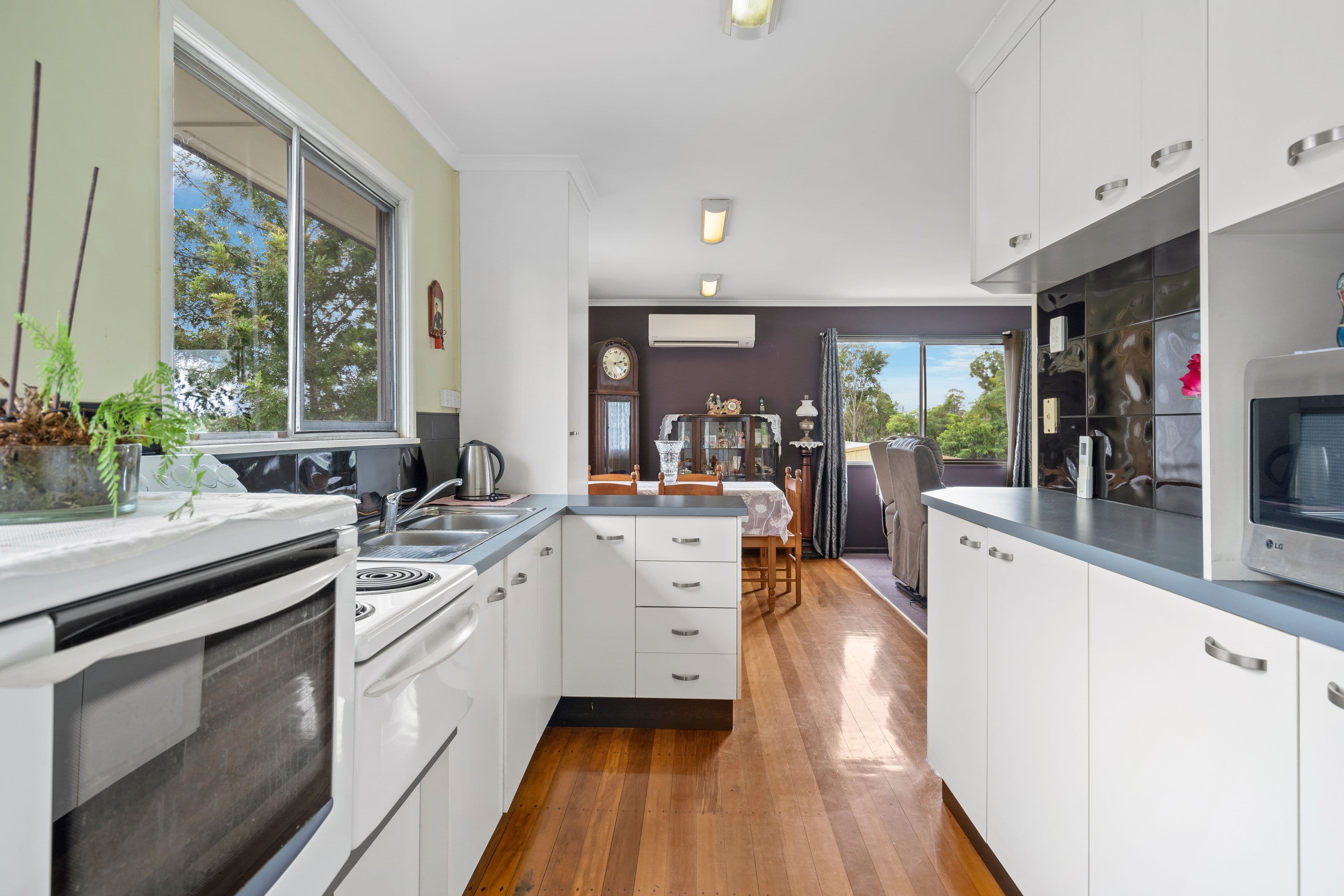 183 Station Road, Woodridge QLD 4114, Woodridge - Thumbnail 4