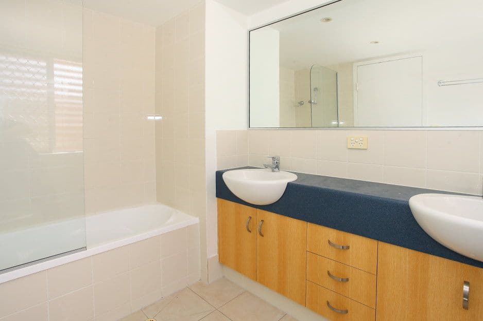 18-22 Parker Street, Labrador QLD 4215, Labrador - Thumbnail 4