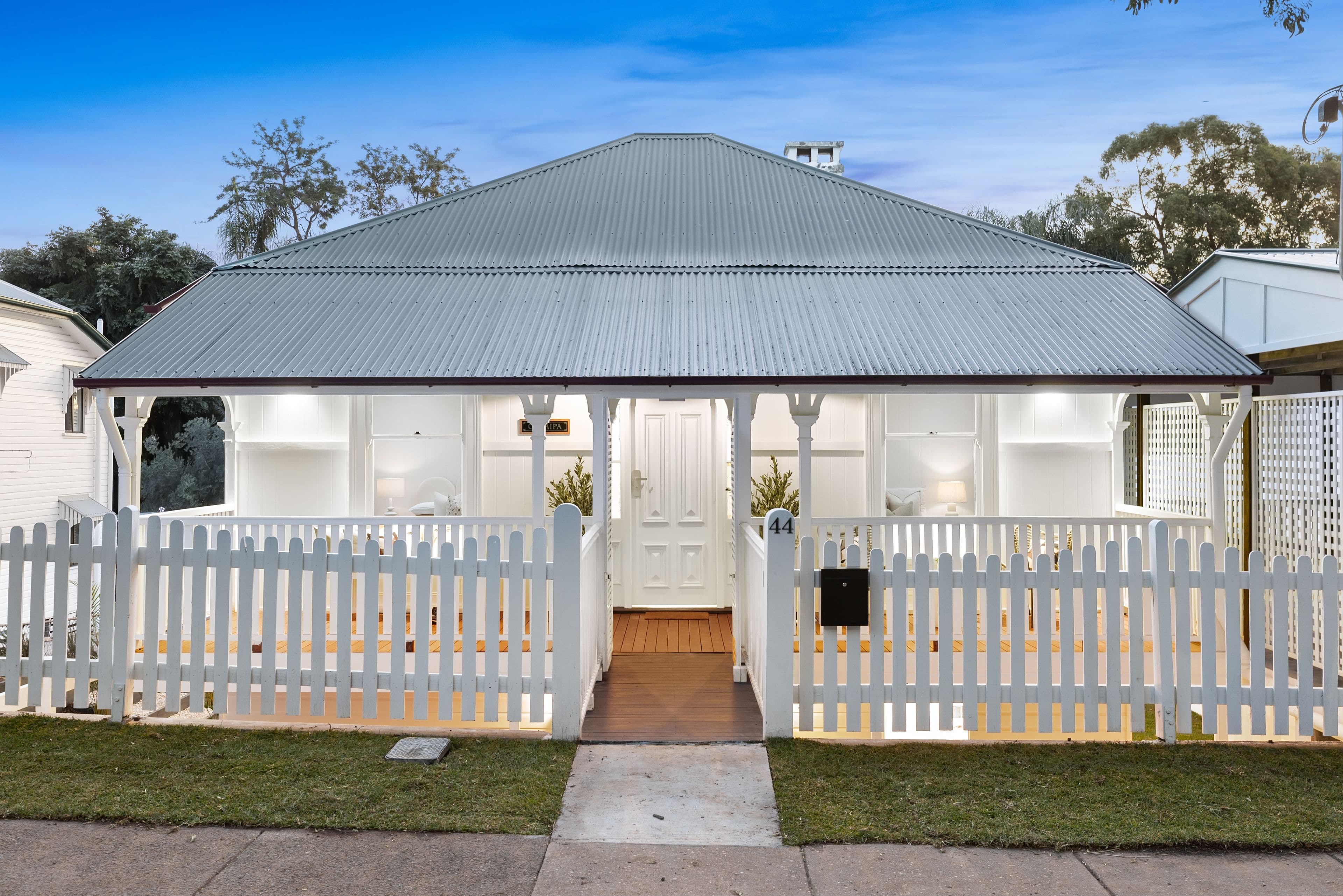 42-44 Wooloowin Avenue, Wooloowin QLD 4030, Wooloowin - Image 1