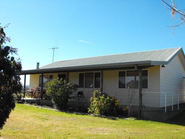 200 Square Road, CANOWINDRA NSW 2804, Canowindra - Image 1