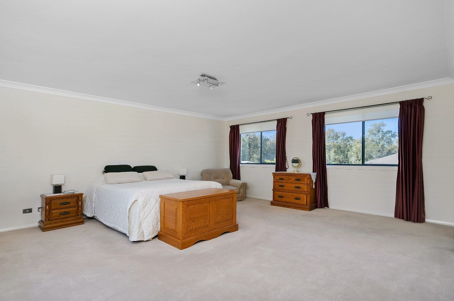 53 Rondanella Drive, KANAHOOKA NSW 2530, Kanahooka - Thumbnail 3