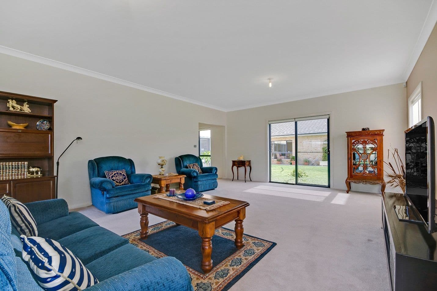 53 Rondanella Drive, KANAHOOKA NSW 2530, Kanahooka - Thumbnail 5