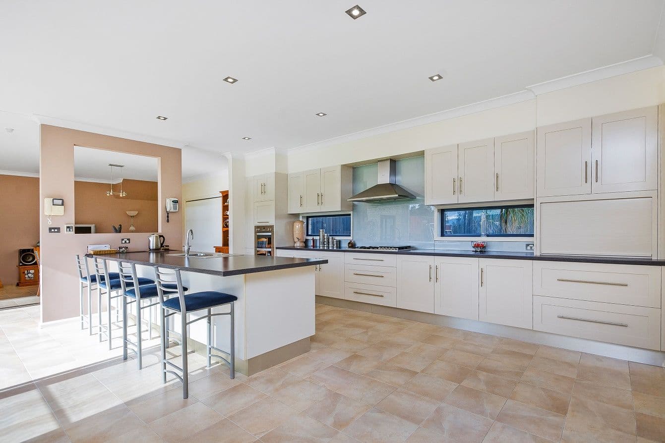 53 Rondanella Drive, KANAHOOKA NSW 2530, Kanahooka - Thumbnail 7