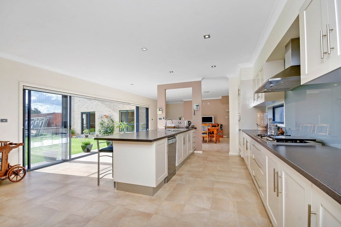 53 Rondanella Drive, KANAHOOKA NSW 2530, Kanahooka - Thumbnail 8