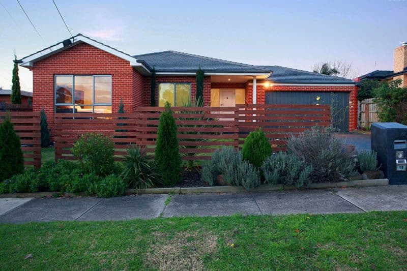 19 Curnola Avenue, DONCASTER VIC 3108, Doncaster - Image 1