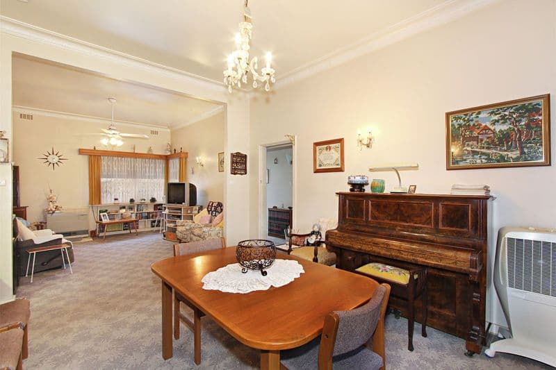 37 Normanby Street, HUGHESDALE VIC 3166, Hughesdale - Thumbnail 4