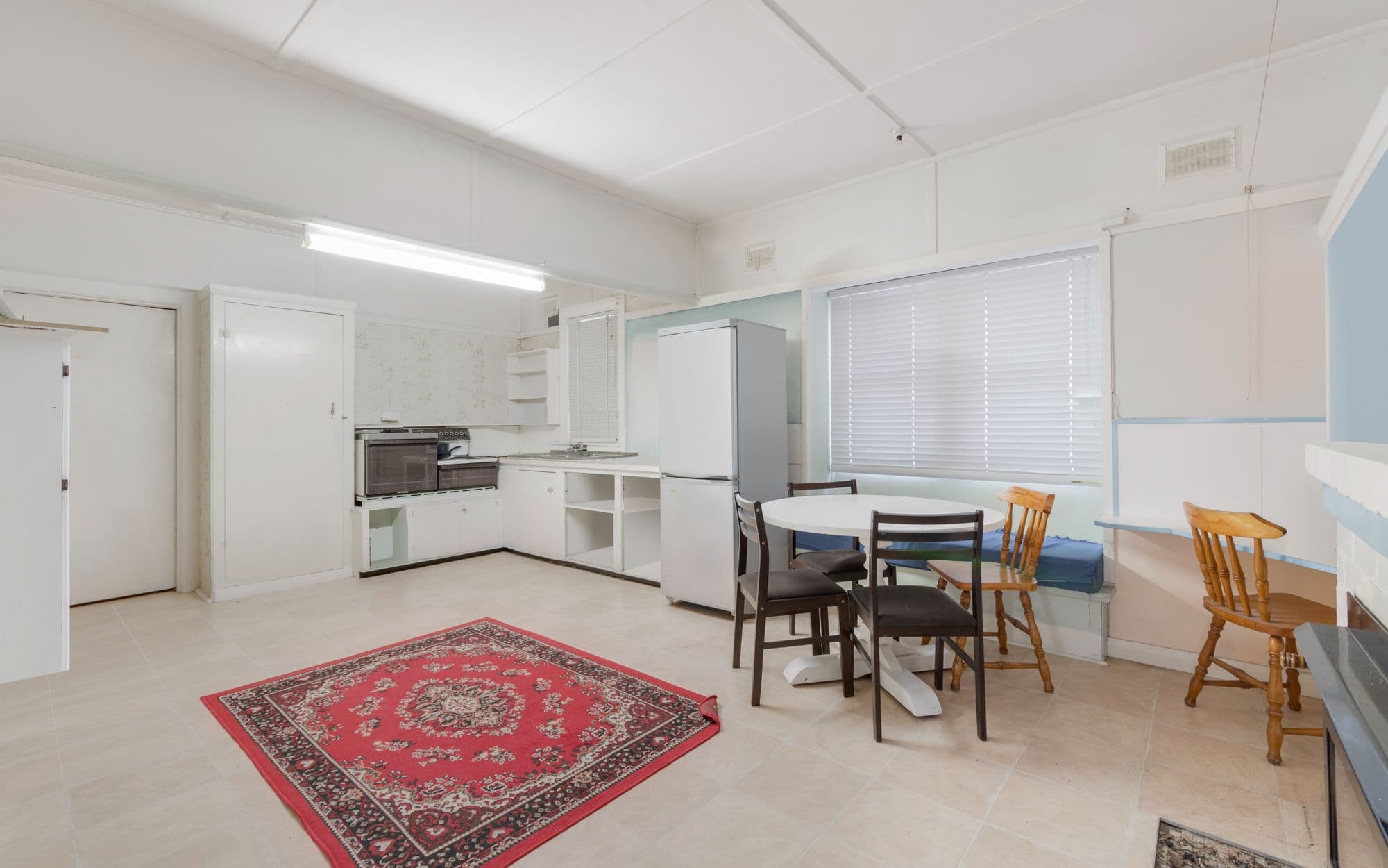 54 Chamberlain Street, Campbelltown NSW 2560, Campbelltown - Thumbnail 5