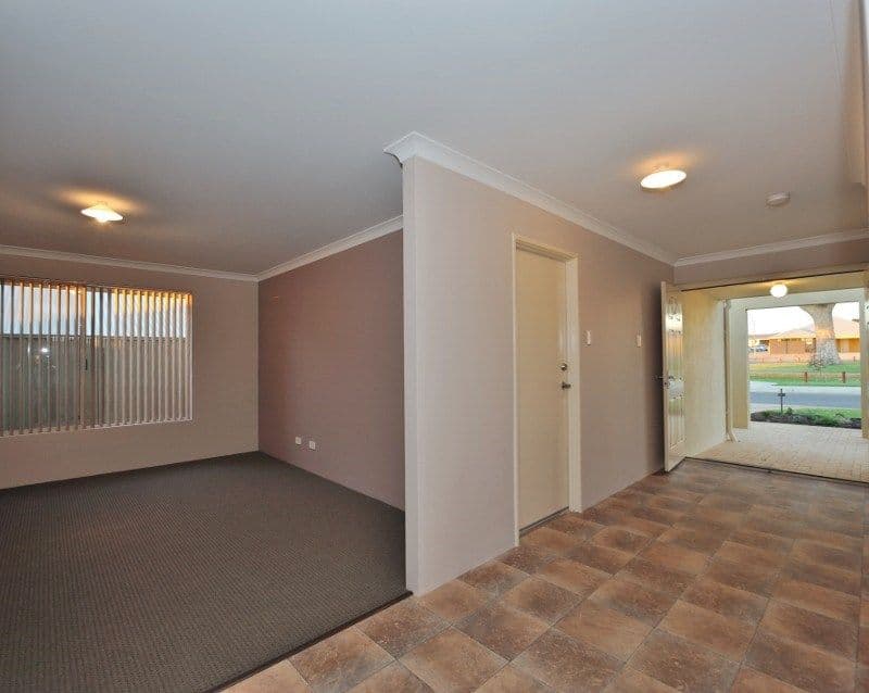 12 Mountain Cove, BALDIVIS WA 6171, Baldivis - Thumbnail 3