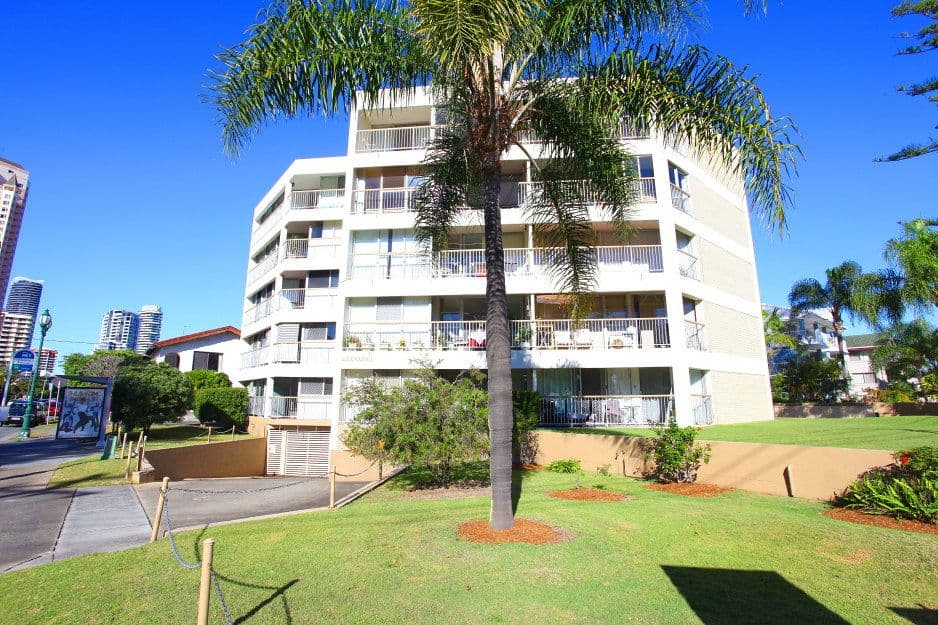 30 Chelsea Avenue, Broadbeach QLD 4218, Broadbeach - Thumbnail 2