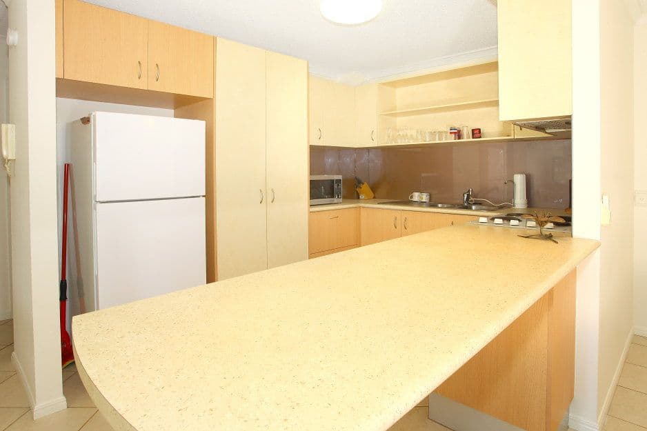 30 Chelsea Avenue, Broadbeach QLD 4218, Broadbeach - Thumbnail 4