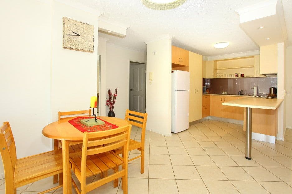 30 Chelsea Avenue, Broadbeach QLD 4218, Broadbeach - Thumbnail 6