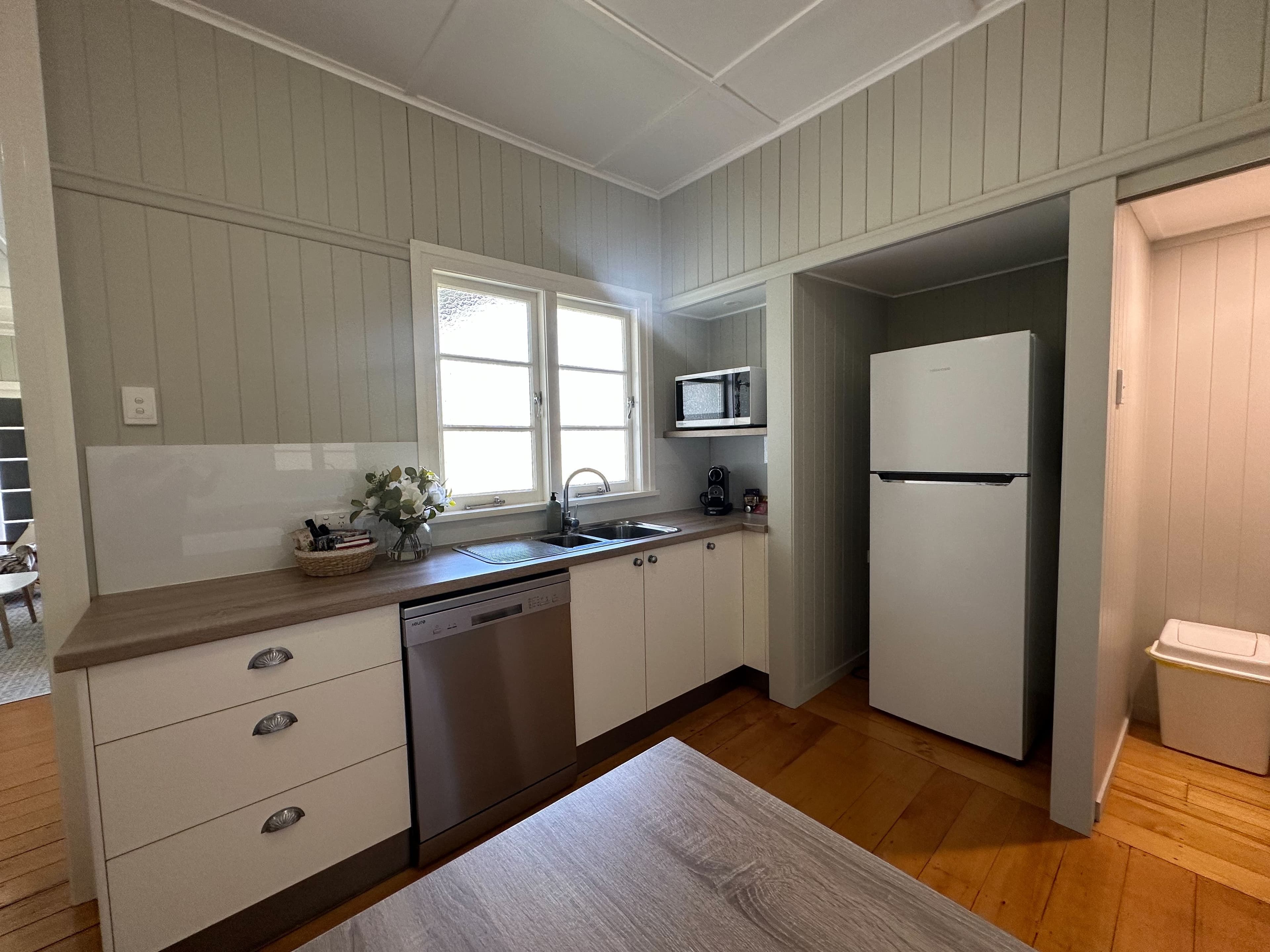 16 Beech Street, Barcaldine QLD 4725, Barcaldine - Thumbnail 8