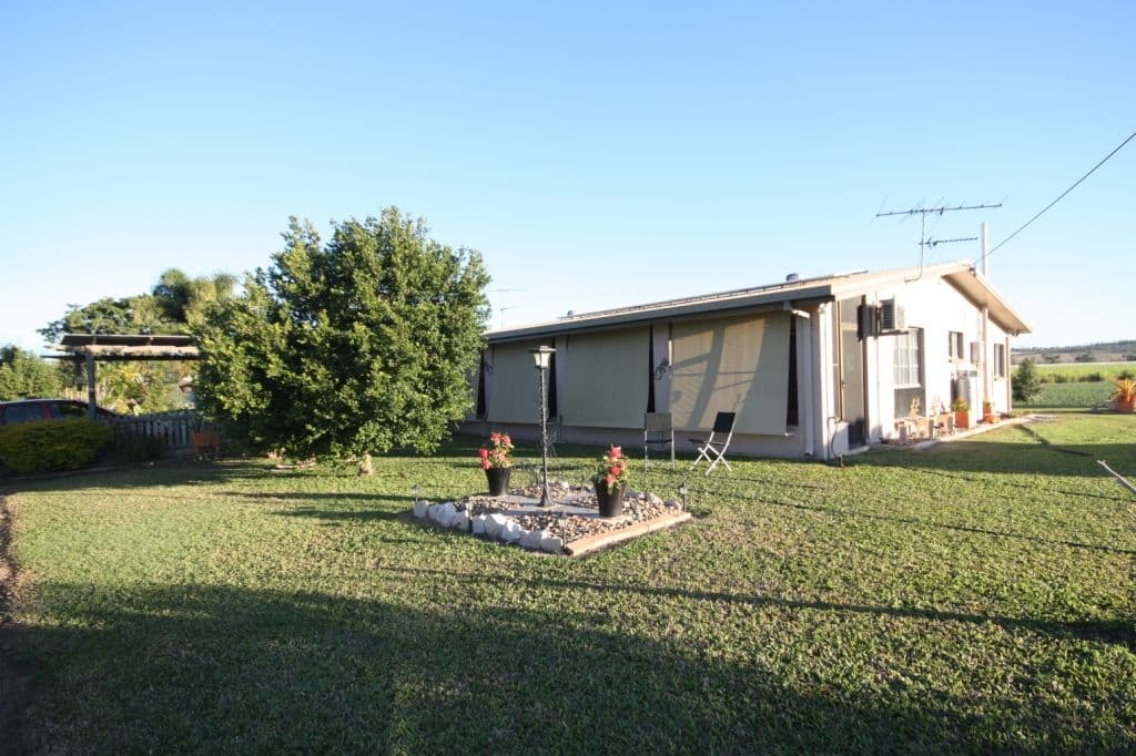 21 Waterview Road, AIRVILLE QLD 4807, Airville - Image 1