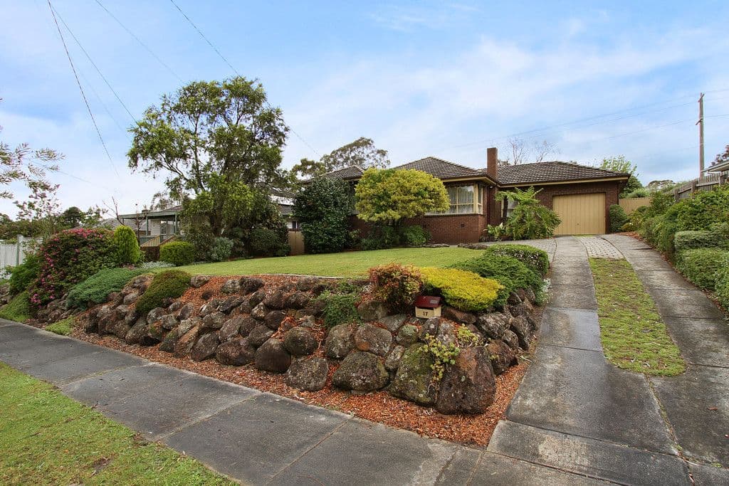 17 GLEN DHU Road, KILSYTH VIC 3137, Kilsyth - Image 1